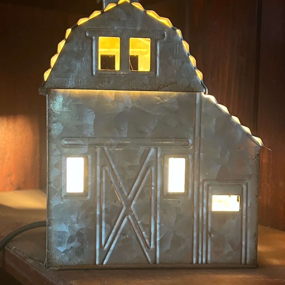 Country Living scentsy warmer